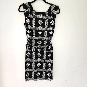 NWT INC  INTERNATIONAL CONCEPTS Petite sleeveless dress